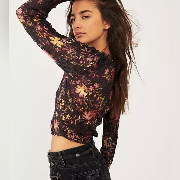 Free People XL floral Angelina top with snaps - Picture 2 of 12